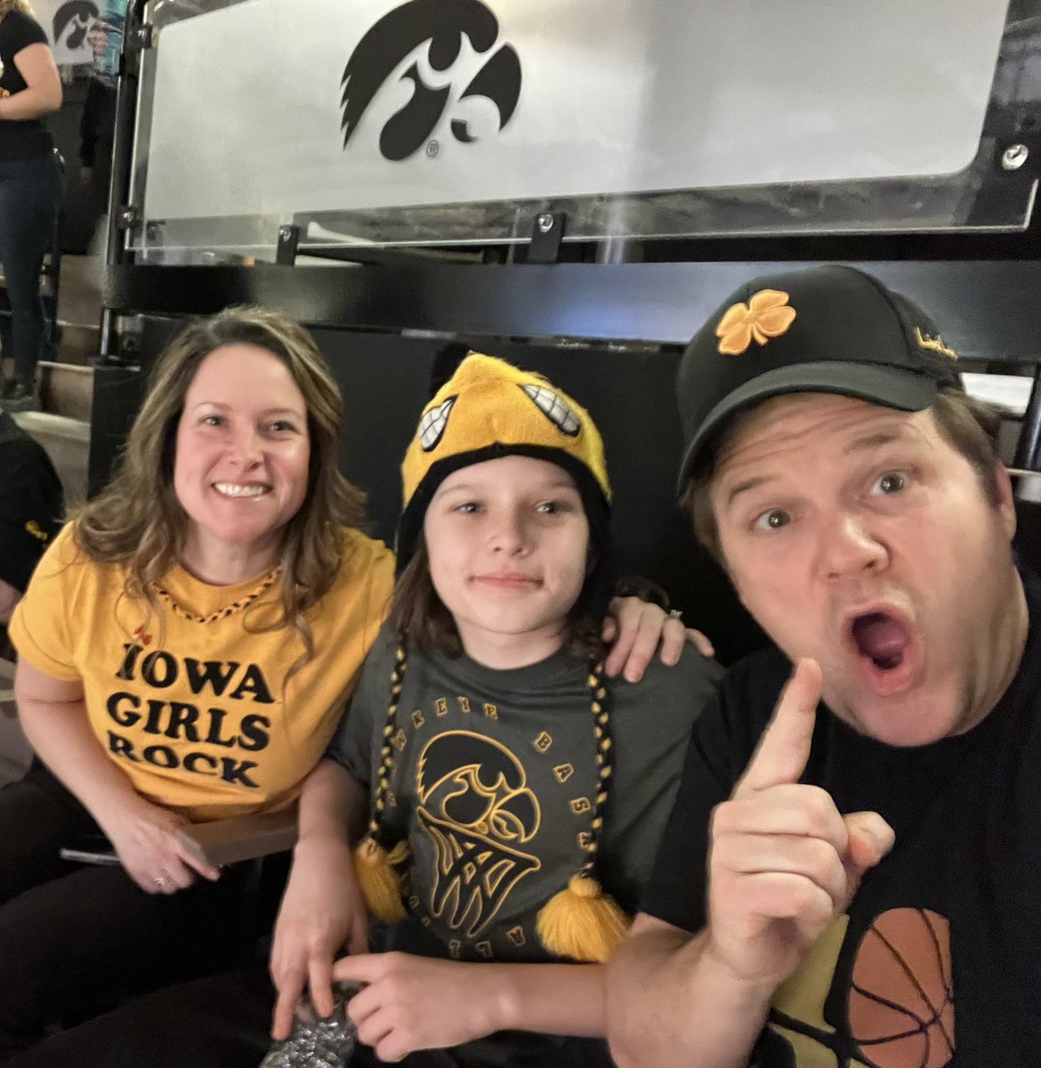 grpfrtjc's tweet photo. Ready for some Record Breaking Basketball! #FightForIowa https://t.co/9j4oeBqYDv