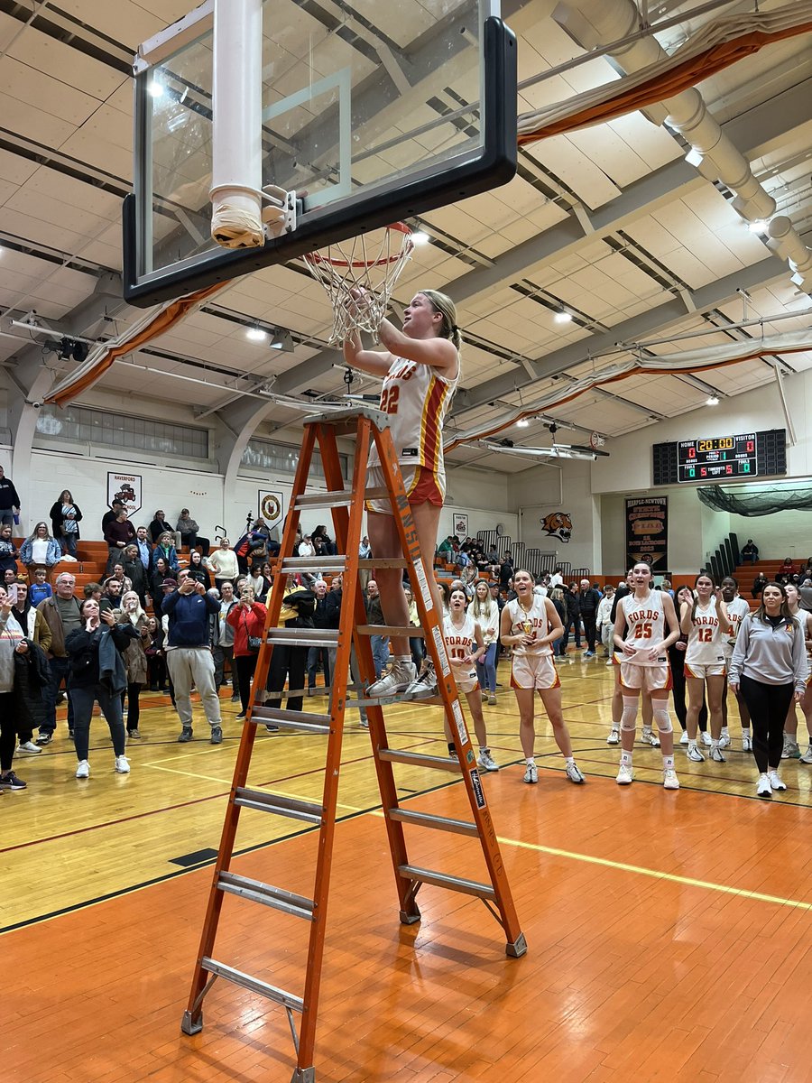 Congratulations to Central League Championship MVP Natalie Wright.