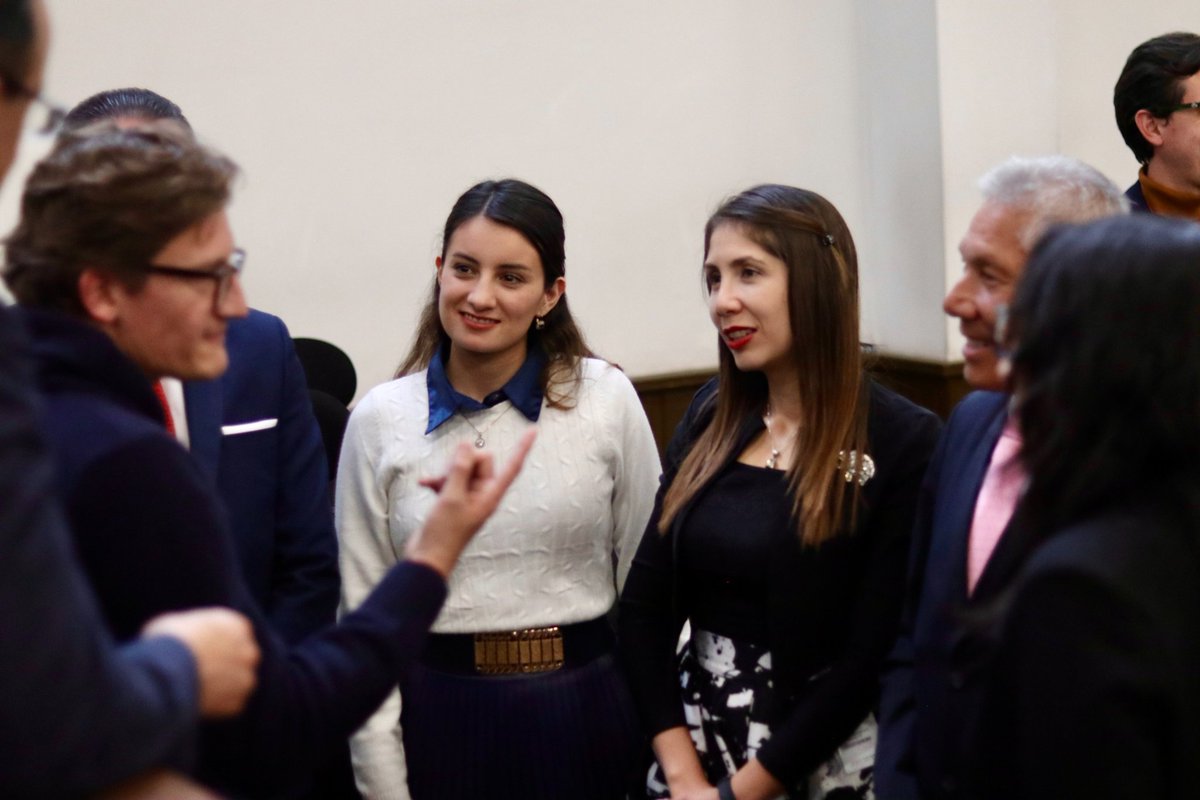 lorenagarzond's tweet photo. Durante el Debate de control político "Prevención del abuso sexual infantil" (ASI), la bancada del @PartidoMIRA expresó su preocupación frente a esta problemática. 

🚨 La falta de una política pública para la prevención, es la gran dificultad para tomar acciones efectivas. https://t.co/PxX3LeMlLI