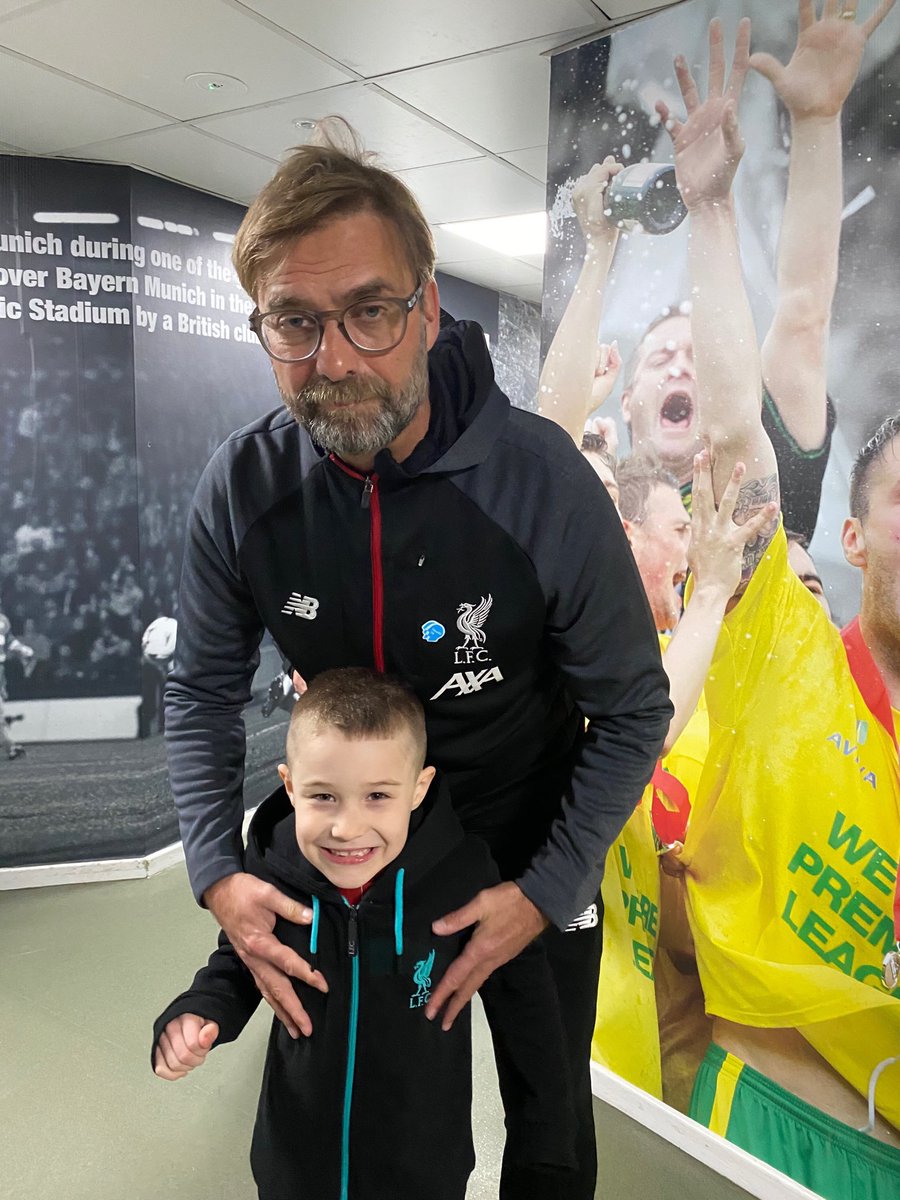 jakeh1972's tweet image. My grandson Scott was Liverpool mascot for this game!!!! Here he is with the boss himself 🫡
@LFC