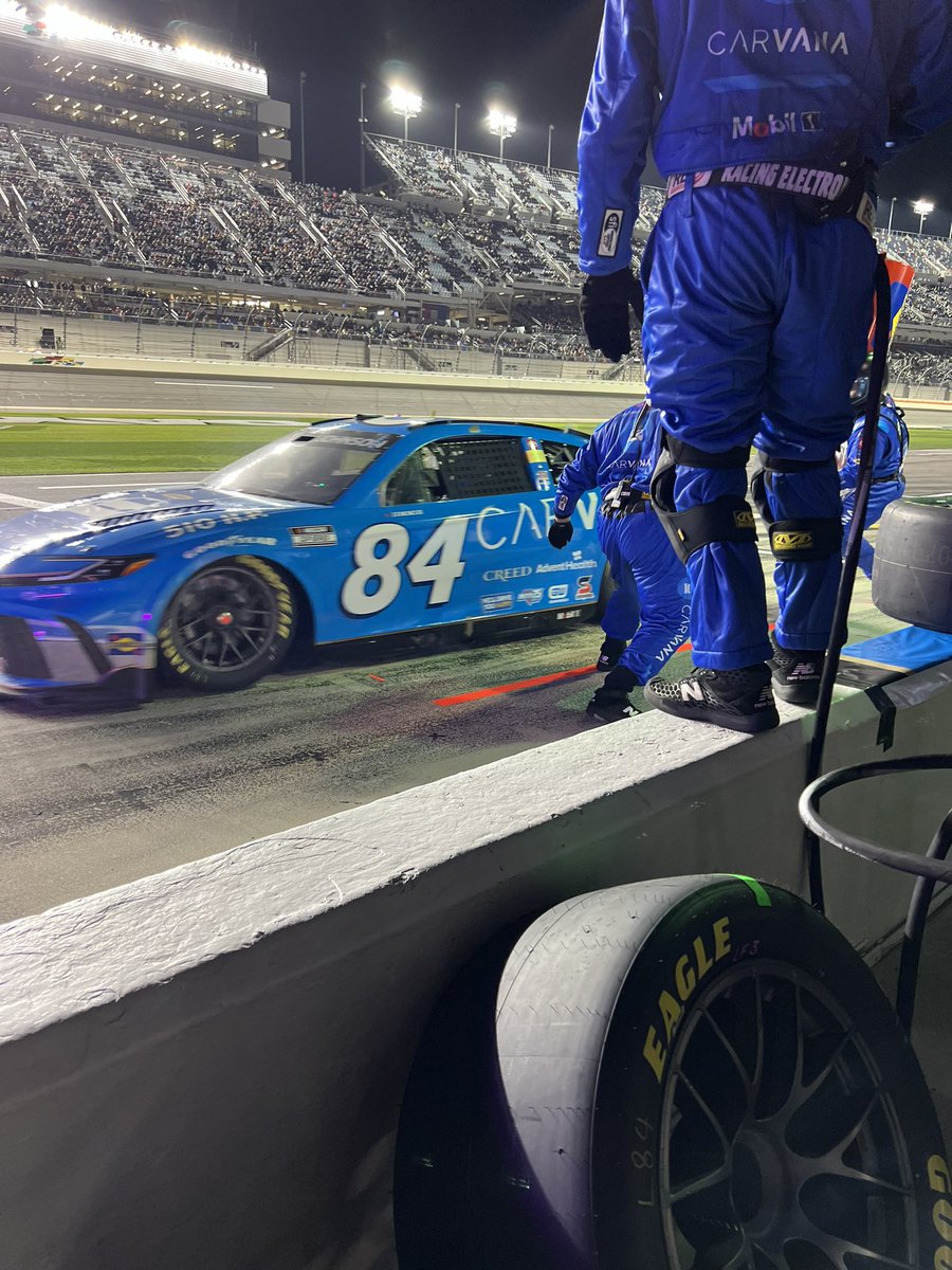 Fuel only for the No. 84!! Let's go!