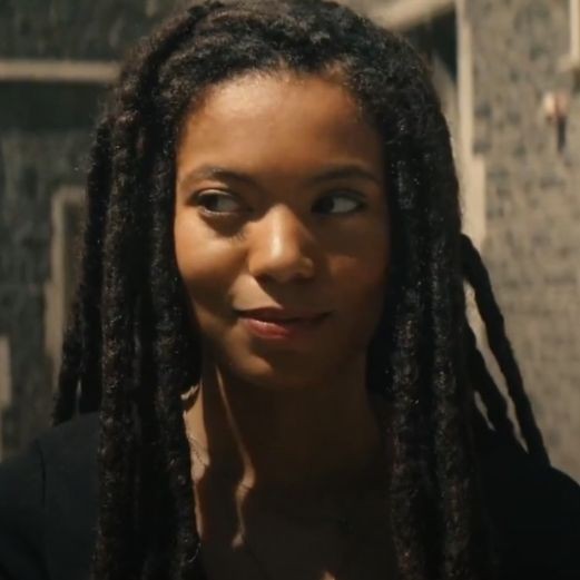 paradisofritz's tweet photo. como é POSSÍVEL a jaz sinclair nos servir tanto jasmin cristal https://t.co/wCrUVZjeRD