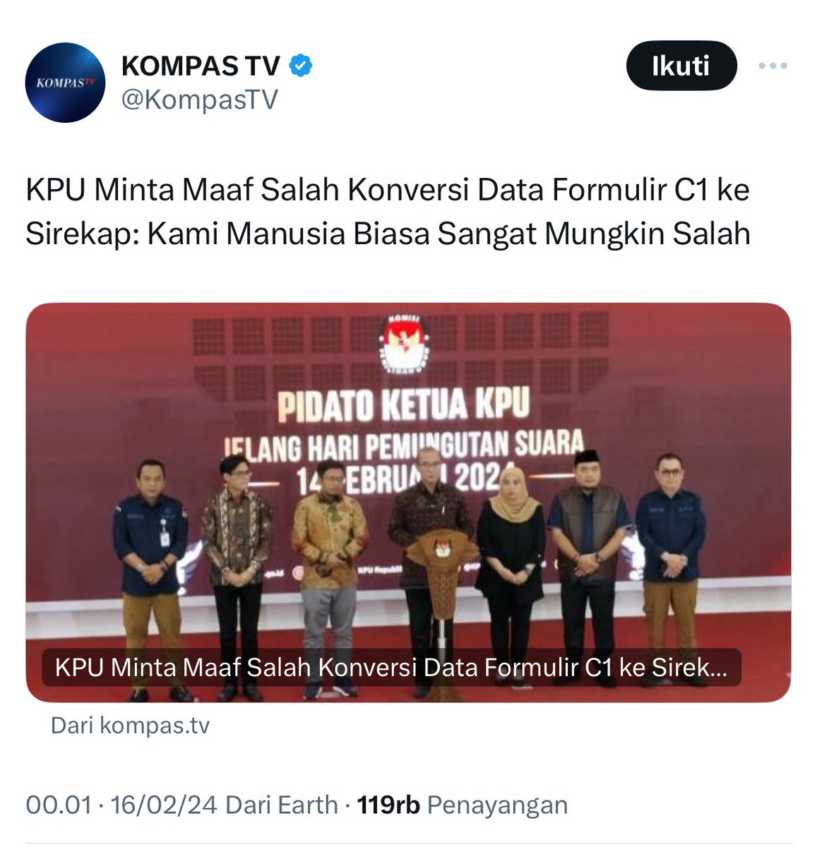 Hahahaha..sudah di bombardir netizen baru mengaku manusia biasa..sebelumnya mngaku apa ?... dikiranya anak anak abah akan down karena Quick Count dan tidak mau lagi pantau KPU lagi… sorry ye .. kami bukan mental kerupuk 😛😛 Dana triliunan Negara hanya untuk minta maaf , 🥱🥱