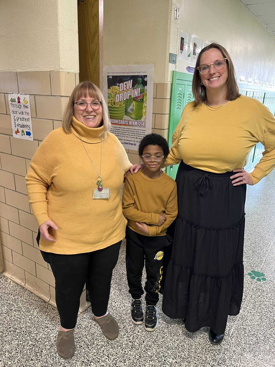 Lisa Cornejo (@cornejo_lisa) on Twitter photo For Black History Month spirit week, we celebrated HBCUs. We’re representing <a href="/DGaigler/">Denise Gaigler</a>’s alma mater, Bowie State University! <a href="/EdHeightsES/">Edmondson Heights ES</a>
#HBCUpride
#BlackHistoryMonth
#RepresentationMatters For Black History Month spirit week, we celebrated HBCUs. We’re representing <a href="/DGaigler/">Denise Gaigler</a>’s alma mater, Bowie State University! <a href="/EdHeightsES/">Edmondson Heights ES</a>
#HBCUpride
#BlackHistoryMonth
#RepresentationMatters