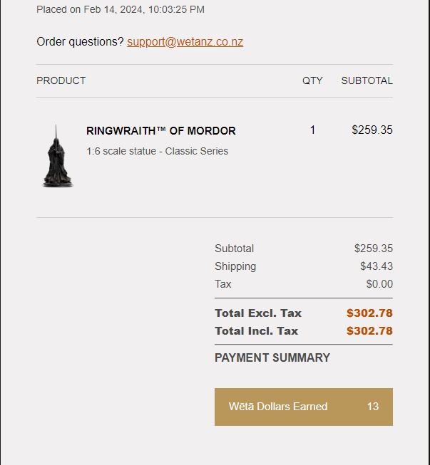 BkSavage_718_'s tweet image. Valentine's gift from the woman of my life. Luckiest man alive. 

@WetaWorkshop 
#RingWraith 
#WitchKingOfAngmar