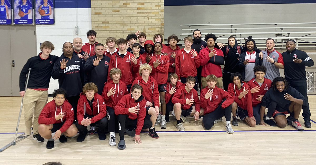 The Lancers defeat St. Xavier tonight 66-18. With the VICTORY, your Lancers claim their 4th consecutive GCL league title!  #BackToBackToBackToBack <a href="/LaSallePride/">La Salle High School</a> <a href="/LaSalleAlumni/">La Salle Alumni</a> <a href="/LS_LancerWRSTL/">Official La Salle Wrestling Page</a>