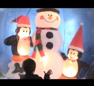 Snow!! #snowflakes Live Snow globe! Yah remember We lasso you with our Lasso. Employee Appreciation trending.  #Lasso