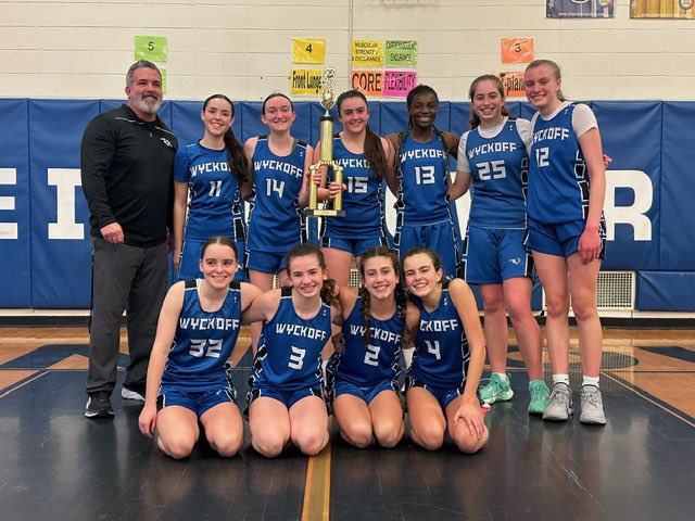 Congratulations to the Eisenhower Middle School Girls basketball team on winning the NBMSAL Championship. Great season 🏆