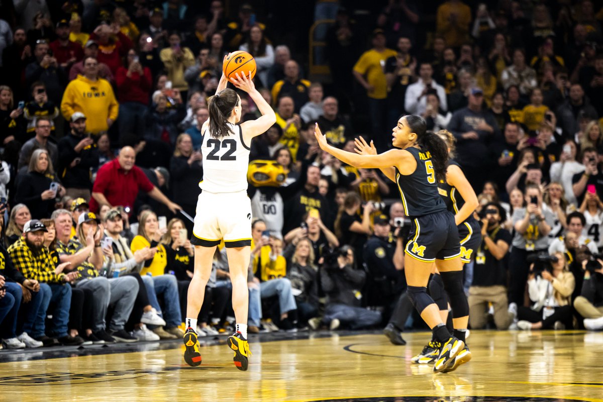 josephwcress's tweet photo. Caitlin Clark.

History.

Iowa #Hawkeyes vs. Michigan, Feb. 15, 2024.

@hawkcentral @RegisterVisuals Gallery: https://t.co/DAwHYFQ8uS https://t.co/Sa2GU5ii6u