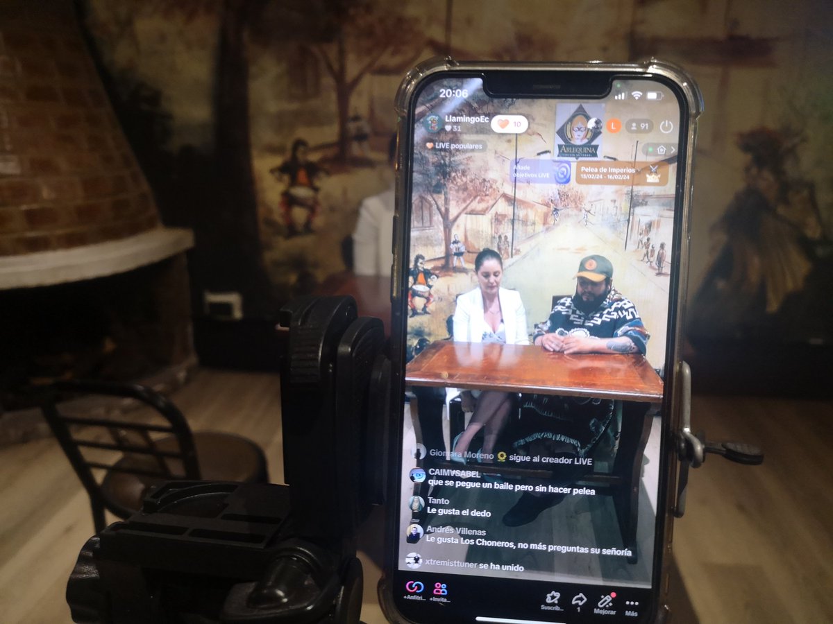 LlamingoE's tweet photo. YA ESTOS CON LA ASAMBLEÍSTA MÓNICA PALACIOS.

Pilas #llamingos ya nos encontramos con la asambleísta de la @RC5Oficial @MoniPalaciosZ para conversar sobre la Ley #IVA y las polémicas reformas al #COIP que supuestamente buscan regresar al @MashiRafael al Ecuador. Acompáñanos, estamos en vivo ⤵️ https://t.co/8Lb0oc8y8O