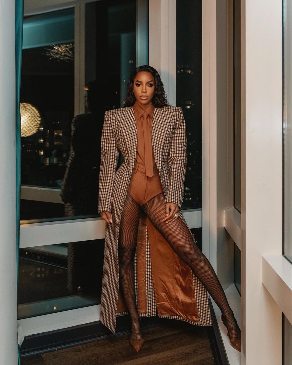KELLYROWLAND's tweet photo. “Everybody’s guilty of something”… #MeaCulpa https://t.co/Aglb4Vsokk
