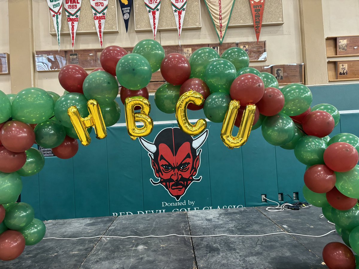 It was an incredible turn out for our annual HBCU Event @mtdiablohs . Thank you to all of the colleges and Mt. DiabloUSD staff members who supported our students at the event! @MtDiabloUSD