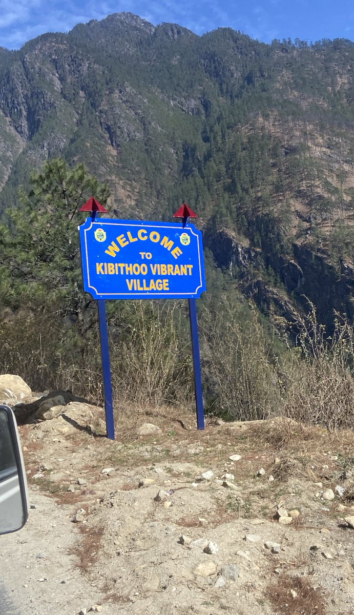 kaidensharmaa's tweet photo. The first village of India.
#Kibithoo https://t.co/BSKcKEjEit