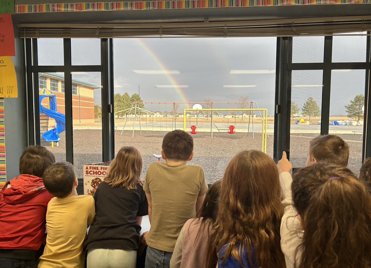 JB students enjoyed seeing the double rainbow 🌈 today! Authentic learning at its finest! #staycurious #1GC 💙💛