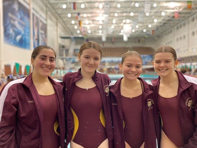 We are so proud of our Lady Bulldog divers on their final meet of the season! Congratulations to:
Alena- 52nd
Emily - 19th
Sage - 17th
Sammie - 9th

Way to start our district weekend out strong!