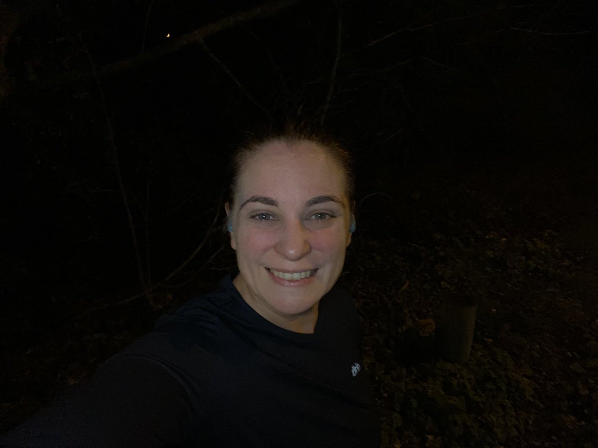 LuElizabeth20's tweet photo. Six miles done today. I’ve been full of cold this week so pleased to get this run done Week 7 / Run 2 #NegativeSplits #SexyNegs https://t.co/KihffNaqMz
