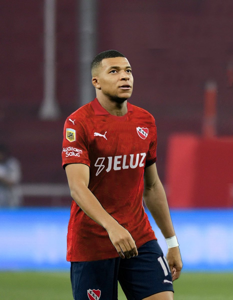🚨🚨 BREAKING: Kylian Mbappé has now informed PSG president Nasser Al Khelaifi that he will LEAVE the club as free agent.

The French soccer player has very advanced negotiations with Independiente of Argentina's first division, there is a verbal agreement.

Vía <a href="/FabrizioRomano/">Fabrizio Romano</a>