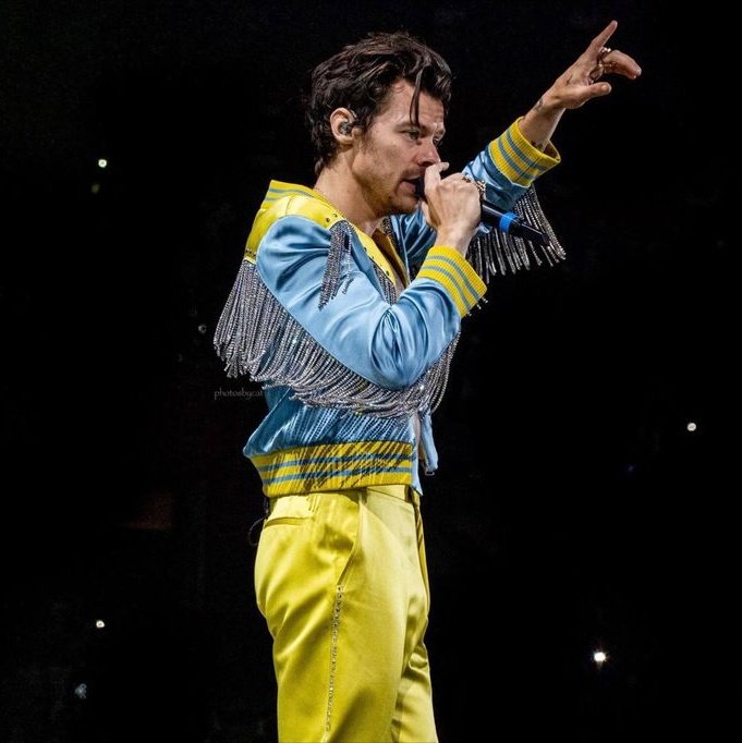 Harry Styles Awards tweet media