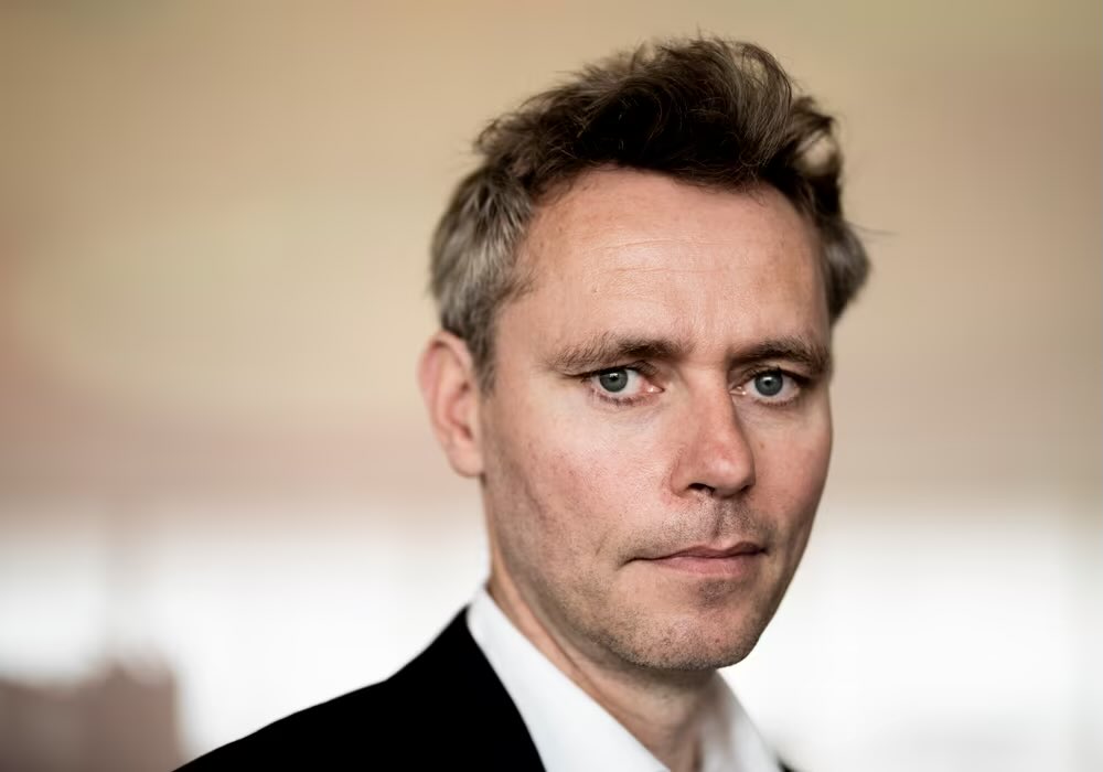 Debatten!
Ola Borten Moe sine uttalelser om klimamål er som et pust av frisk luft på en het sommerdag!
Problemet er at meningene hans ikke passer inn i regjeringens planer for reduksjon av utslipp!