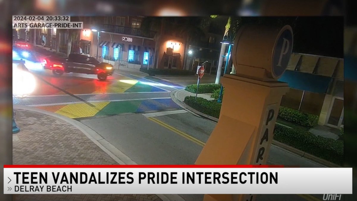 Florida Man Arrested For Vandalizing Crosswalk Pride Mural With Multiple Sad Little Burnouts jalopnik.com/florida-man-ar… #palmbeachcountyflorida #alexanderjerich