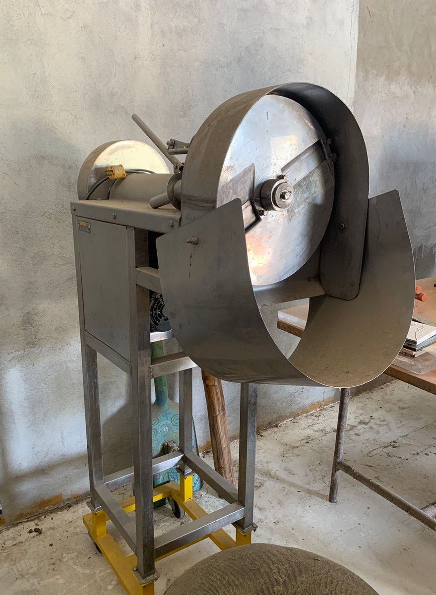 valejacome's tweet photo. RT PORFA!!

Vendo Máquina para hacer Chifles + Freidora gigante para los chiflesotes🔥 https://t.co/BAGvtIwx0o