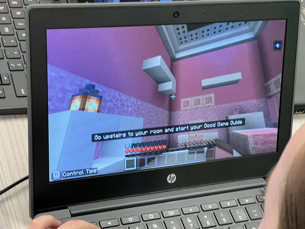 💖Love engaging students into their learning by using @PlayCraftLearn to review our Online Safety Skills with the latest from #minecraft Good Game! #DLDay @IndianKnollES #IKESmsEDU #MicrosoftShowcaseSchools