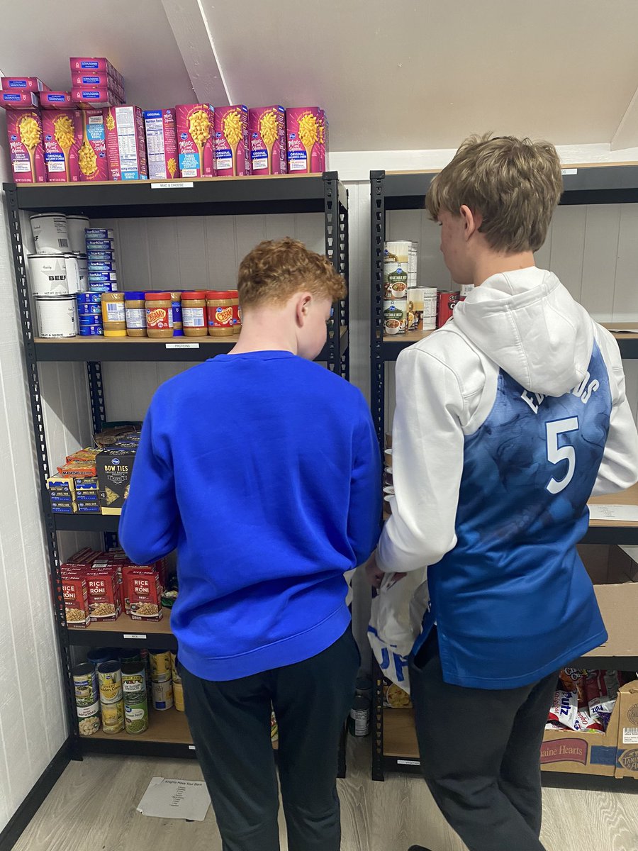 HaveKnights's tweet photo. Busy week but we were able to get all the bags packed for each and everyone of our #LittleKnights. I’m so proud of these giving and empathetic students we have at Otsego! #TheArmory has been restocked! Stop in if you are in need, it’s open 24/7! #MrsVollmar #BeTheGood https://t.co/H5V4MBZWEJ