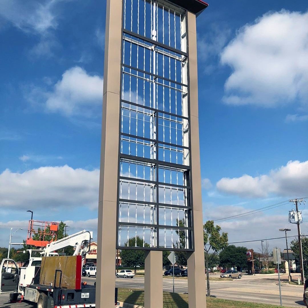 US_LED's tweet image. Today's #ThrowbackThursday showcases a fantastic LED #signlighting install for Gator Investments. US LED's sign modules provide uniform illumination while maximizing spacing. Thanks again to ZNG Enterprises for sharing the project photos. #TBT #alwaystherightchoice