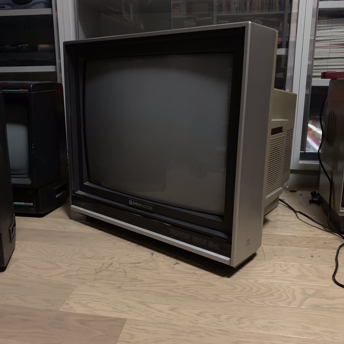 henlyh's tweet photo. セガSG-1000の互換機
パイオニアSD-G5と専用モニターのSD-21！

#自分が持ってる激レアグッズ紹介しよ
#レトロコンシューマー愛好会 https://t.co/WBkrQiKIb2