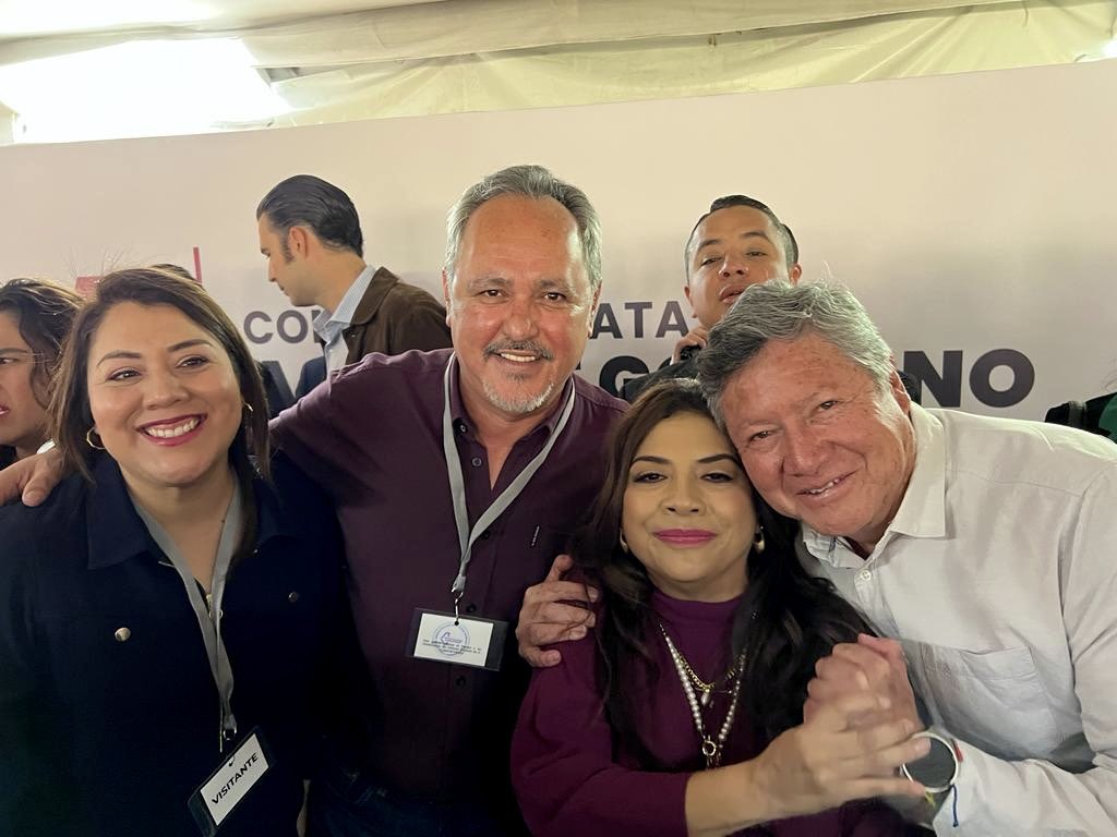 RigoSalgadoV's tweet image. Acompañé a @ClaraBrugadaM en su registro ante el @iecm como candidata a la Jefatura de Gobierno de la Ciudad de México.

Vamos más unidos que nunca, la transformación está aquí.

¡Enhorabuena!