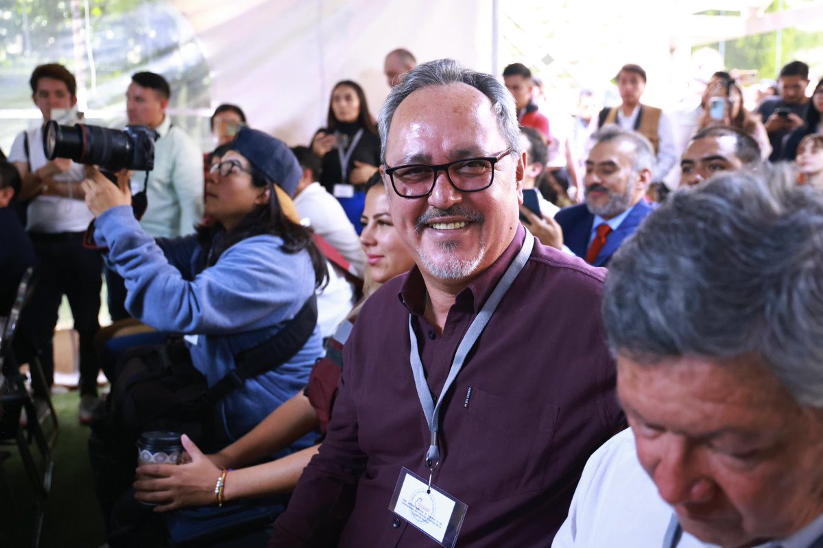 RigoSalgadoV's tweet image. Acompañé a @ClaraBrugadaM en su registro ante el @iecm como candidata a la Jefatura de Gobierno de la Ciudad de México.

Vamos más unidos que nunca, la transformación está aquí.

¡Enhorabuena!