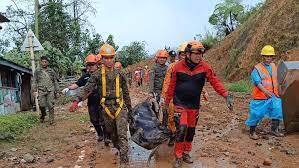 PeyamakurdKrd's tweet image. Di heza erdê de jimara miriyan derket 92 kesan û 36 kes wenda ne

peyamakurd.info/kurmanci/C%C3%…

#erd #hez #filipino #masarap