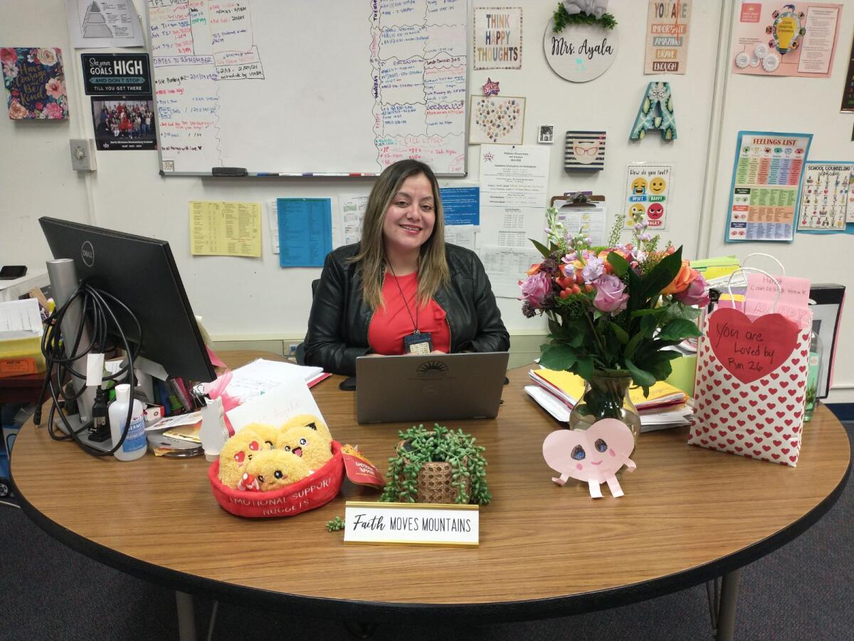 Let's keep our #ThrowbackThursday rolling w/another shout out to a great #schoolcounselor that we are grateful to have serving #CVUSDstudents! TY, Ms. Ayala for supporting Stars @ #DicksonElementary 🙌 Your commitment to our young scholars is greatly appreciated 😊 #cvusd #2024
