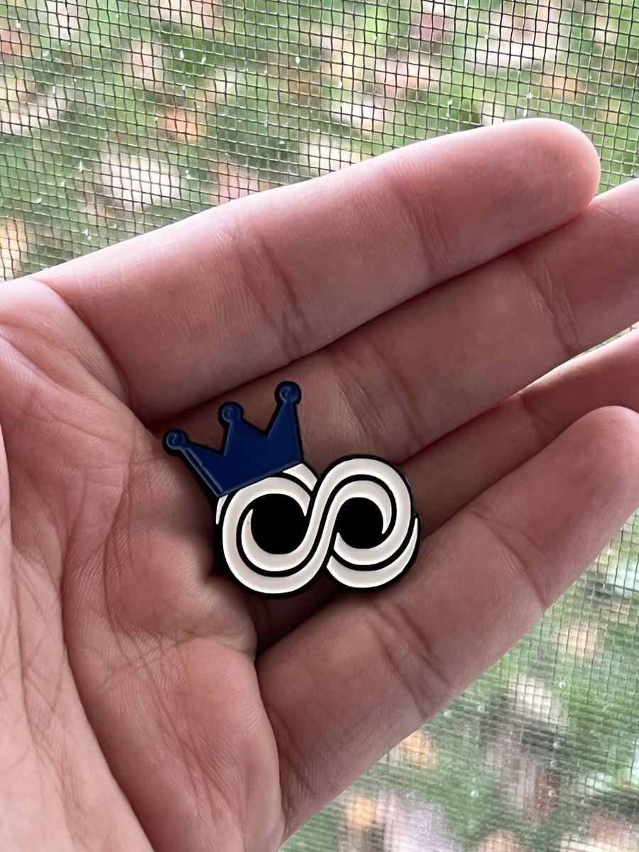 Quakes fans

I got a new batch of 👑 Wondo pins so if you’re interested in getting one for $10 please DM me! 

#Quakes74 #VamosSJ