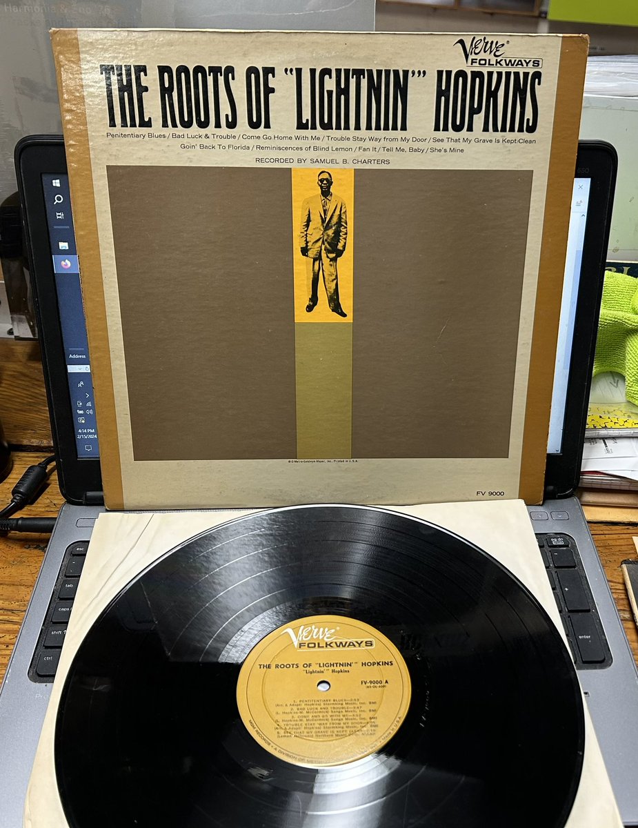 NormalsBooks's tweet photo. A few sweet early #Blues pressings by the masters. #LightninHopkins on Verve/Folkways 1965, #BrownieMcGhee & #SonnyTerry sing on #Folkways 1958 & 1962 #Riverside mono of #Odetta #BaltimoreRecordStore https://t.co/3WP3k5pN8s
