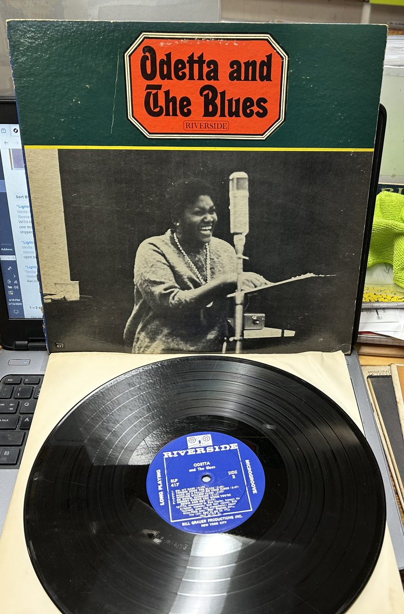 NormalsBooks's tweet photo. A few sweet early #Blues pressings by the masters. #LightninHopkins on Verve/Folkways 1965, #BrownieMcGhee & #SonnyTerry sing on #Folkways 1958 & 1962 #Riverside mono of #Odetta #BaltimoreRecordStore https://t.co/3WP3k5pN8s