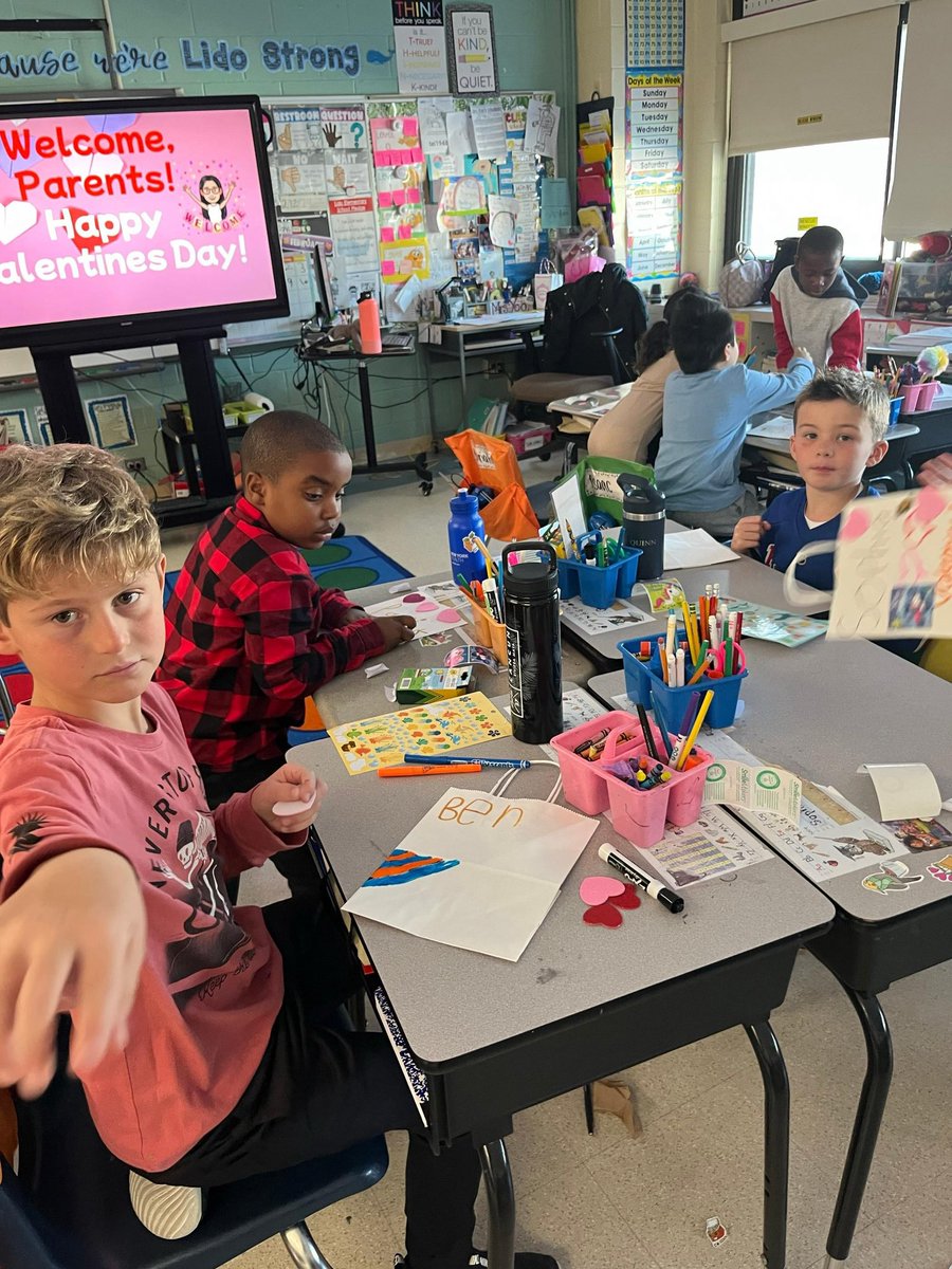 Valentine’s Day with the sweetest ones at <a href="/LbnyLido/">LidoSchoolLBNY</a> 💕❤️