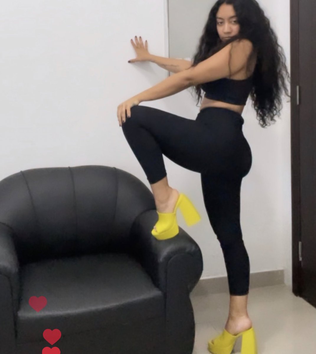 Serenaelis tweet media