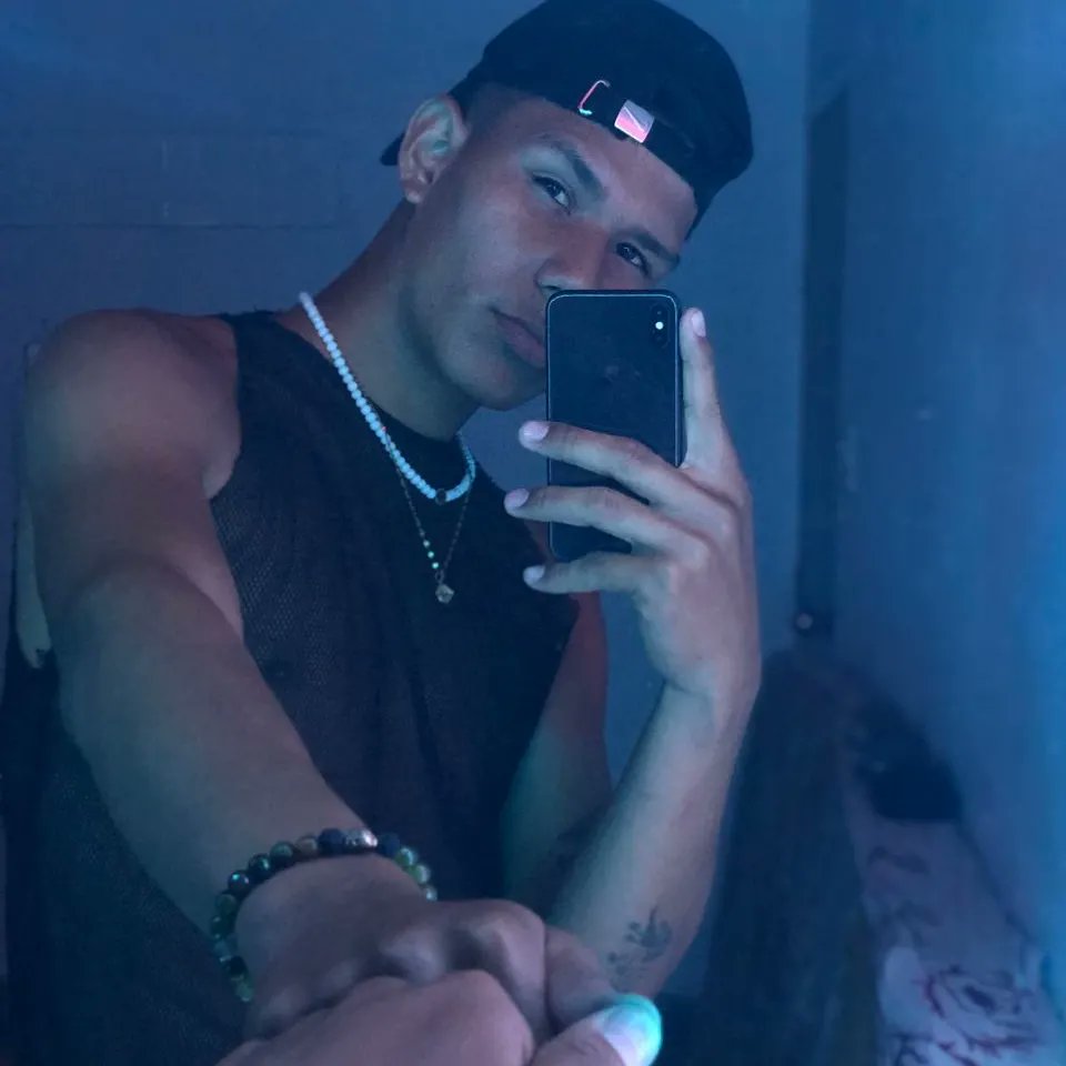 Jessmodelo68405's tweet photo. 🖤 https://t.co/XJymExZN0A