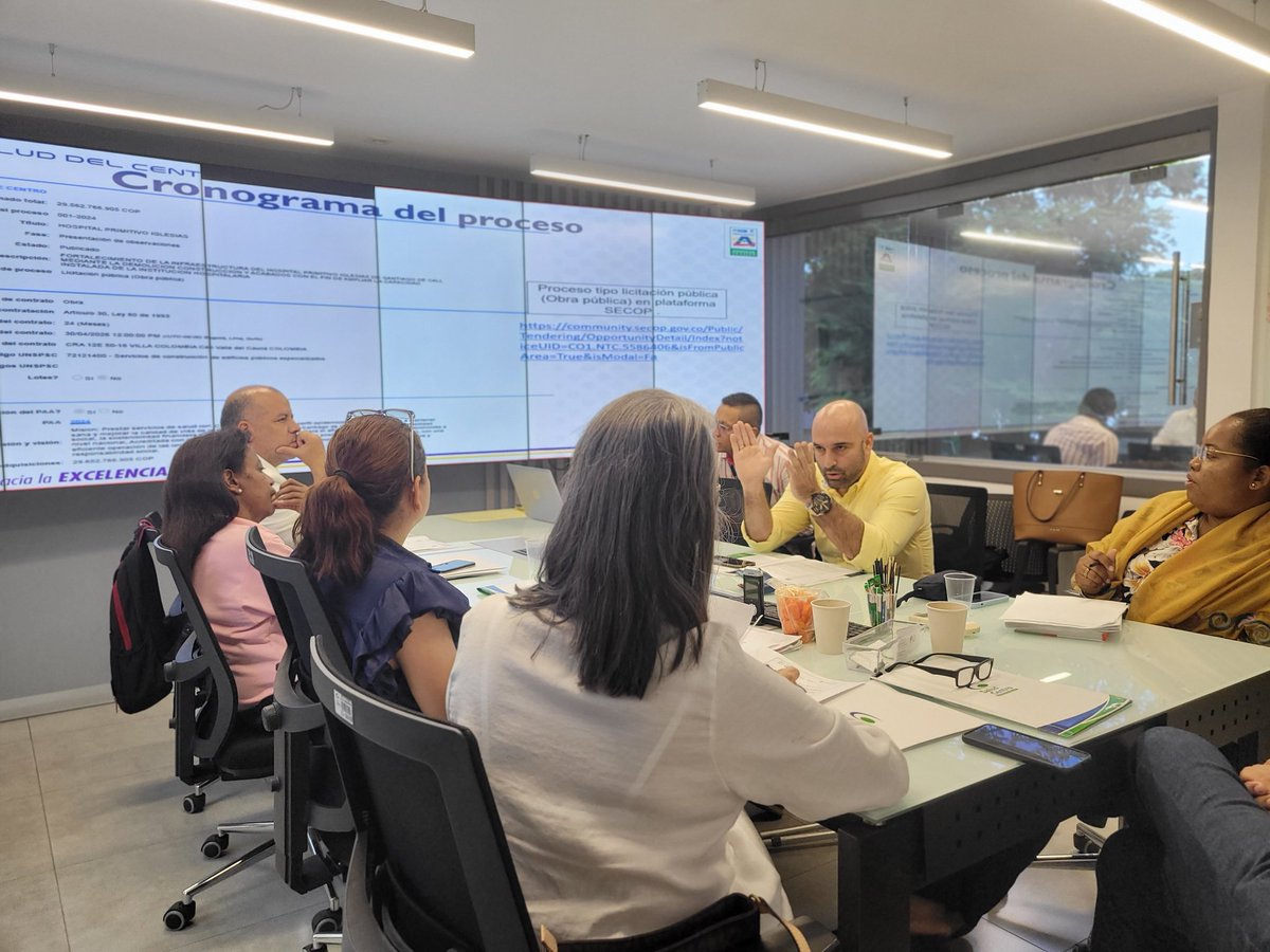 redcentrocali's tweet photo. #AestaHora | En junta directiva: se tramita la autorización de vigencias futuras para la restructuración del Hospital Primitivo Iglesias de @redcentrocali, en línea con anuncios de inversión del ministro de salud @GA_Jaramillo. https://t.co/GzXBpF9VSb