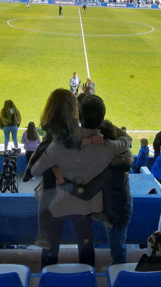 Último partido que presido en Linarejos. Y solo puedo decir una cosa: GRACIAS. GRACIAS a TODOS. Gracias por hacerme mejor Presidente, mejor Director General, pero sobre todo mejor persona. Gracias <a href="/Linares_Dptvo/">Linares Deportivo 💙⚒</a>.

Nunca volveré a sentir esa sensación en mi casa, en el club de mi