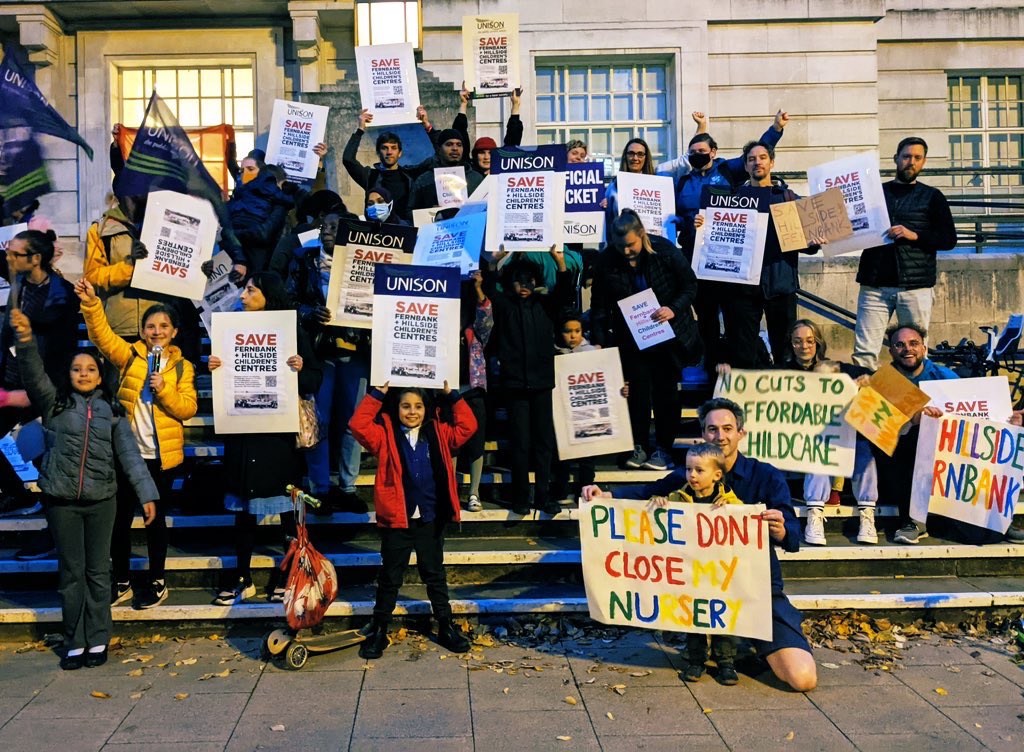 📣 *SAVE OUR CHILDREN’S CENTRES DEMO!* Wednesday 28th February at 5.30pm outside Hackney Town Hall. JOIN US to say NO to @hackneycouncil @carowoodley @mayorofhackney as they push for closures of nurseries &cuts to affordable #childcare Speakers include Diane Abbott @HackneyAbbott