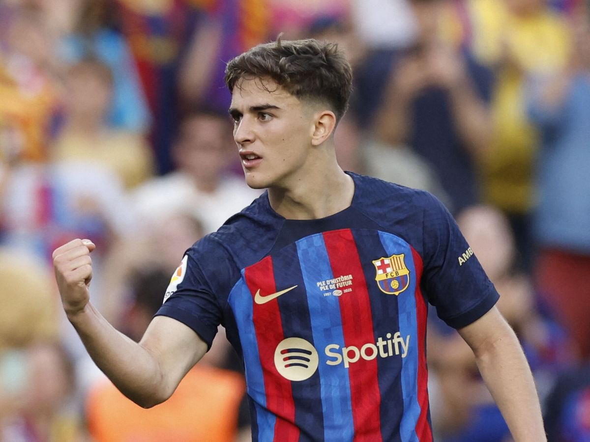 ¡𝙃𝙞! 𝙄’𝙢 𝙍𝙪𝙗𝙚́𝙣

𝙑𝙞𝙨𝙘𝙖 𝘽𝙖𝙧𝙘̧𝙖 

𝙁𝙧𝙚𝙣𝙘𝙝