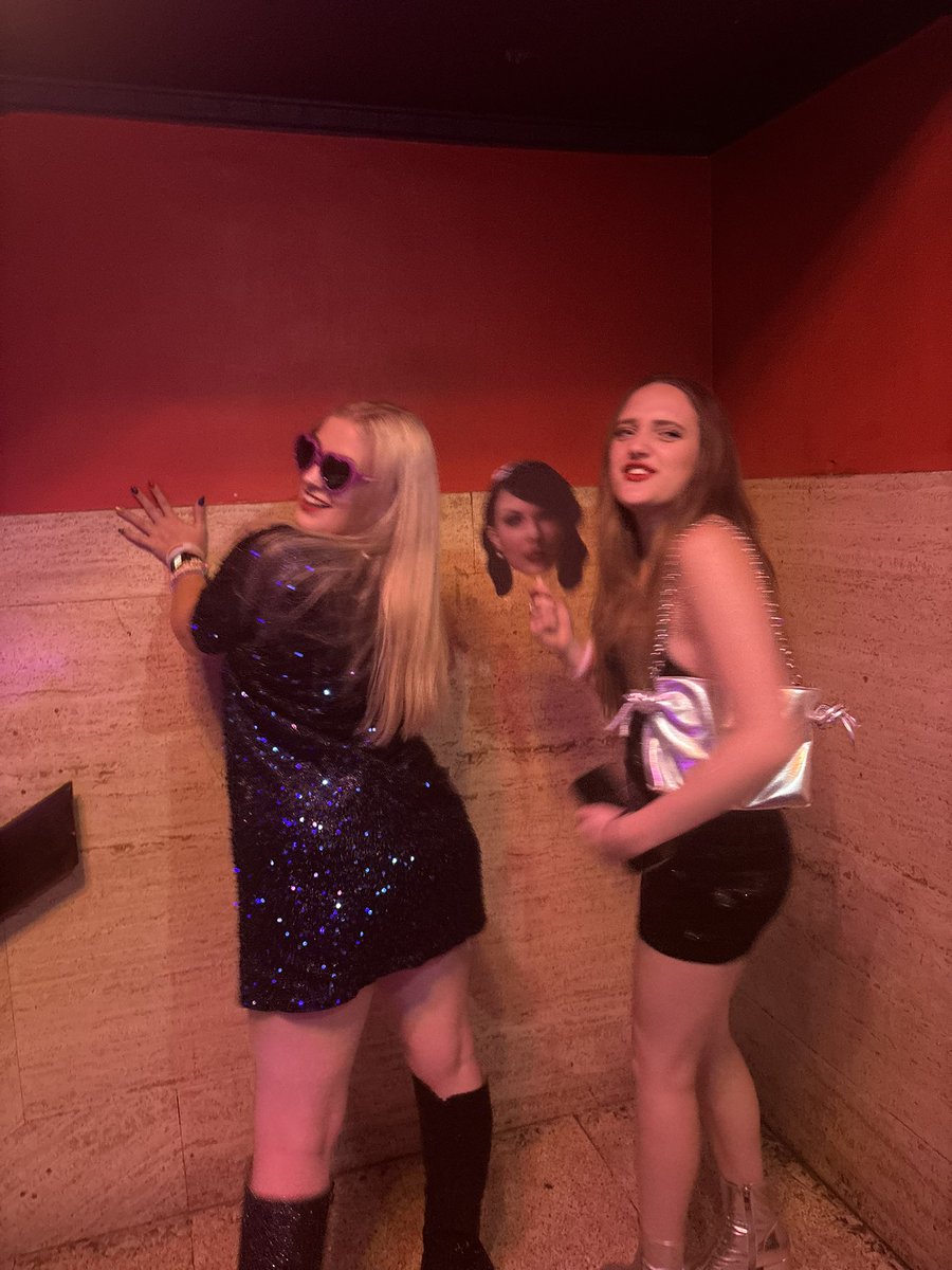 falsegodbaby's tweet photo. Me in my midnights era last night at @superficialaus can’t believe I’m seeing Taylor today!! https://t.co/0MXFV1D4Ze