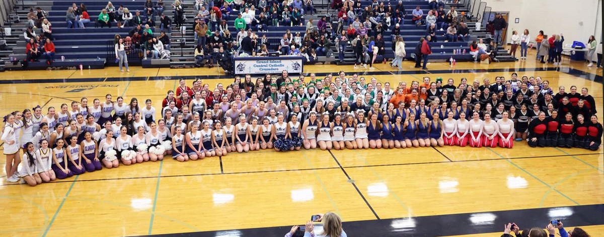 1000ydguy's tweet image. Excited to be the PA voice for the Nebraska State Cheer and Dance Championships this Friday and Saturday at the Heartland Events Center. So many schools involved and these girls are Athletes who  put in endless hours of hard work for a few precious minutes in the spotlight.
