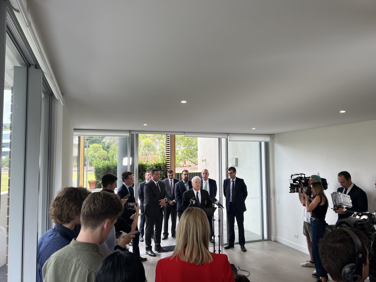 Blacktown Council (@blacktowncc) on Twitter photo Yesterday Blacktown City Mayor, Tony Bleasdale met with Premier <a href="/ChrisMinnsMP/">Chris Minns</a> , and a range of Sydney Mayors to discuss the need to find solutions to our current housing crisis. Planning Minister <a href="/paulscullymp/">Paul Scully MP</a> and Housing Minister Rose Jackson were also present. Yesterday Blacktown City Mayor, Tony Bleasdale met with Premier <a href="/ChrisMinnsMP/">Chris Minns</a> , and a range of Sydney Mayors to discuss the need to find solutions to our current housing crisis. Planning Minister <a href="/paulscullymp/">Paul Scully MP</a> and Housing Minister Rose Jackson were also present.