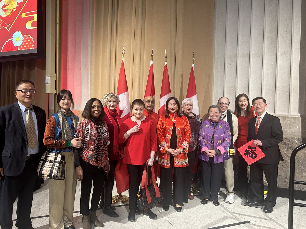 JeanYip3's tweet photo. It was amazing to see so many people come from coast to coast to coast across Canada to attend the Liberal Caucus Lunar New Year Reception in Ottawa, including constituents from #ScarboroughAgincourt. Very thankful to have my colleagues, Ministers, Deputy Prime Minister @cafreeland, and Prime Minister @JustinTrudeau attend the Year of the Dragon festivities to celebrate with Chinese, Vietnamese, and Korean communities. 

农历新年快乐 🎆! 새해 복 많이 받으세요 🎇! Chúc mừng năm mới âm lịch 🎉! Happy Lunar New Year 🐉🥬🧧! May the New Year bring good fortune and health for all.

Find the press release here: https://t.co/16rXNWl9zE
