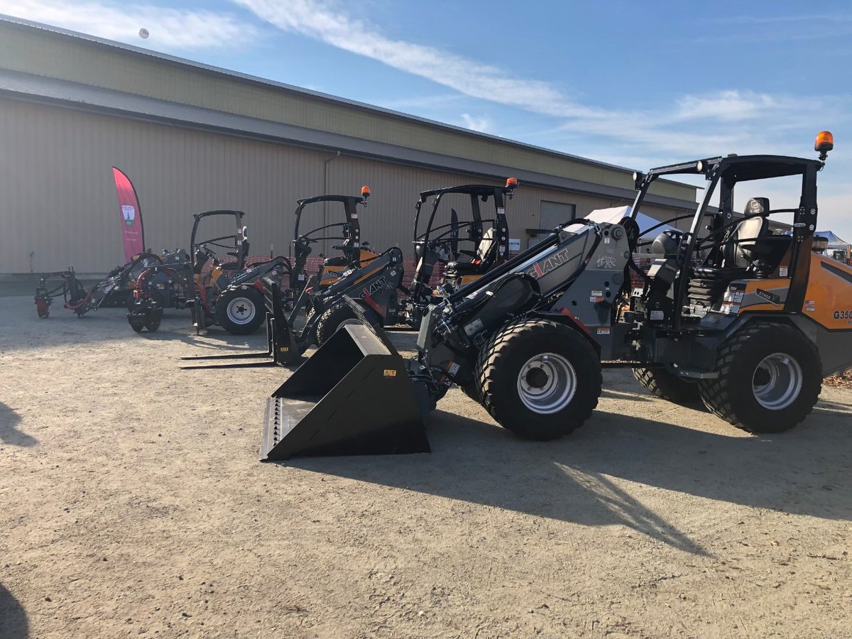 TurfStarWestern's tweet image. We had such an amazing time at the World Ag Expo this week!

Thank you so much to everyone who dropped in to learn more about our manufacturing partners and their incredible equipment.

#Toro #Ventrac #GiANT #WestwardIndustries