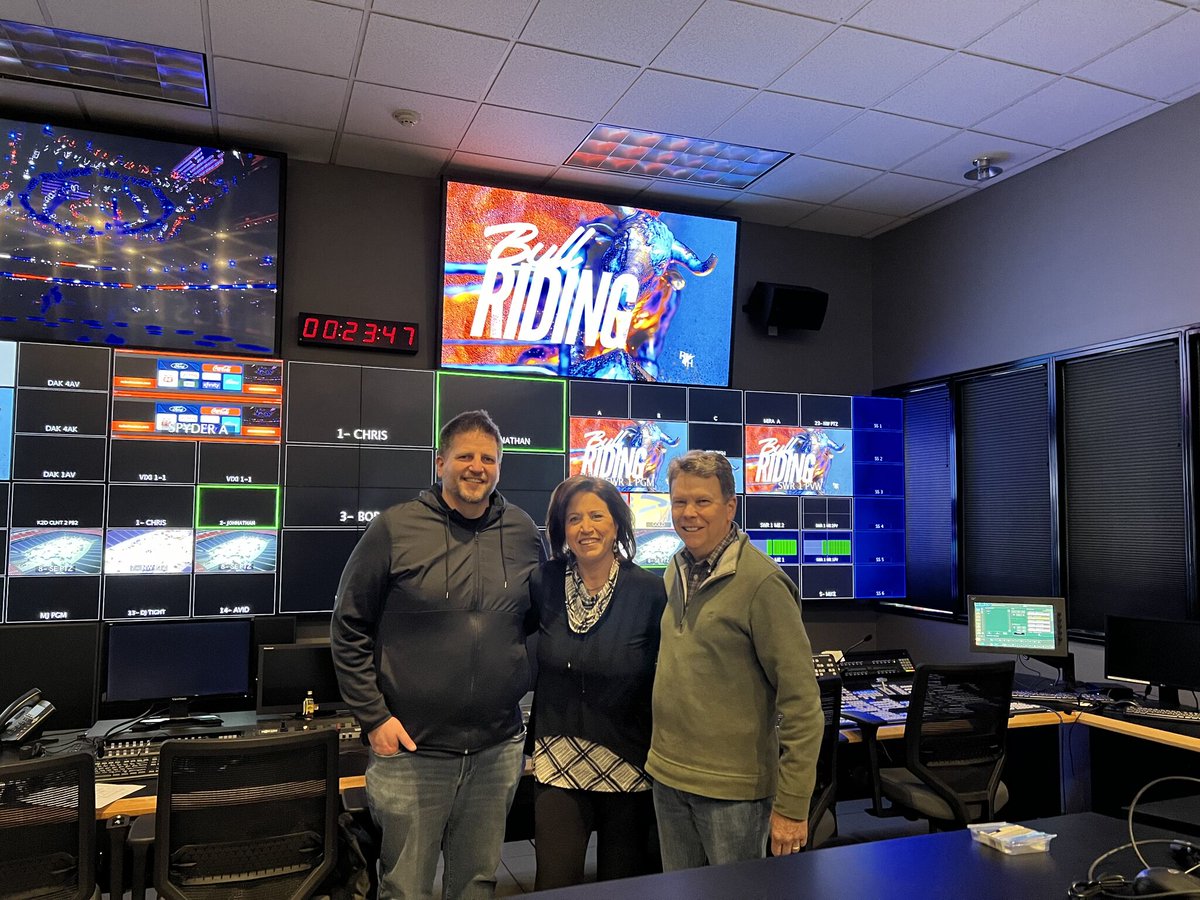 VISIONliveson's tweet photo. We just got a sneak peek at NRG Stadium gearing up for @RODEOHOUSTON, complete with our brand-new broadcast graphics &amp; opening video for the Super Series competition. It's an honor to collaborate with the incredibly talented #HLSR production team &amp; leadership. #motiongraphics https://t.co/zcV54Gg8eb