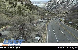 UDOTcottonwoods's tweet photo. 🚨#RoadWeatherUpdate🚨
The #TractionLaw has been lifted in Big & Little Cottonwood Canyons. #SR190 #SR210
REMINDER: This is based on current road conditions, is subject to change at any time, and applies to both travel directions.
@UDOTTRAFFIC @UtahDOT @UDOTRegionTwo https://t.co/3bC2i8hSg7